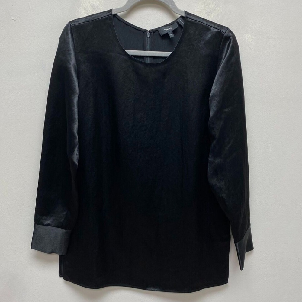 Theory NWOT Blouse Black Easy Long Sleeve Cuff Side Slit Emry Satin Acetate M